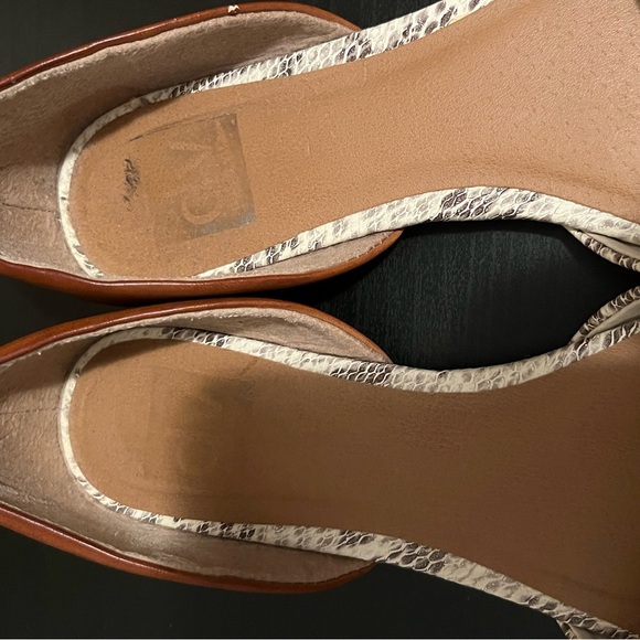 DV by Dolce Vita Snakeskin Flats - Picture 8 of 10